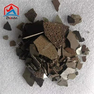 Hoge-zuiverheid 1-2 mm EMM-vlokken voor raffinage van legeringen